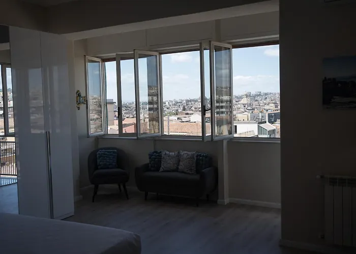 View Penthouse Κατάνια
